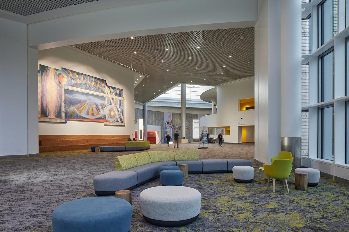 MLK Lobby Looking Towards Exhibit Hall C At The Oregon Convention ...